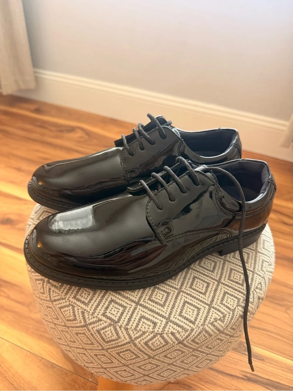 Bruno Marc sleek black